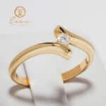 Inel de logodna din aur cu diamant es32