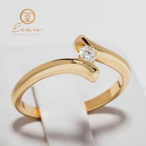 Inel de logodna din aur cu diamant es32