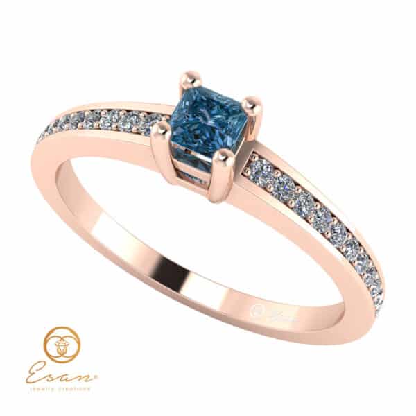 Inel de logodna din aur cu diamant albastru si diamante incolore ES116