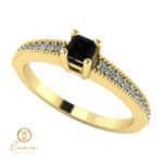Inel de logodna din aur cu diamant negru si diamante incolore ES95