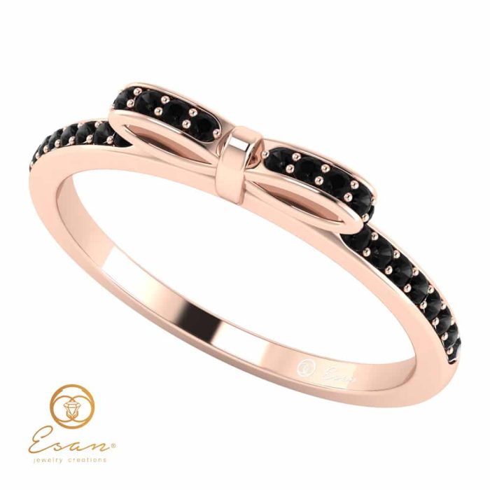 Inel de logodna din aur cu diamante negre model fundita ESDN88