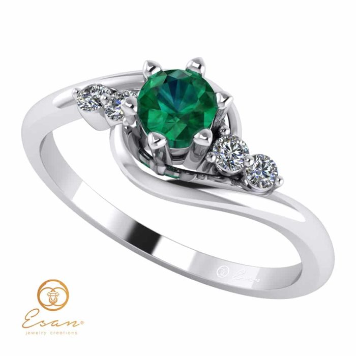Inel de logodna din aur cu smarald si diamante ES108