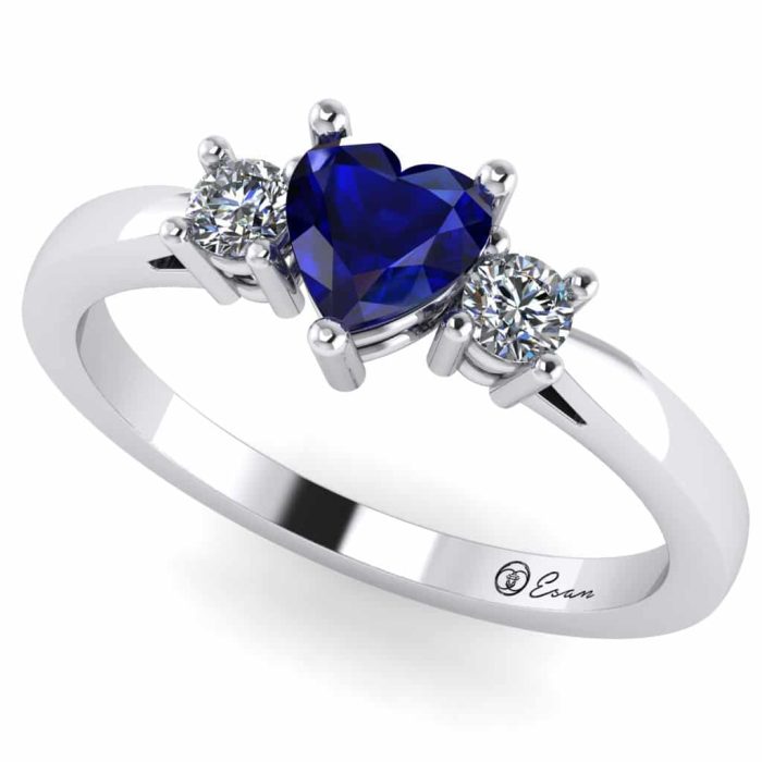 Inel de logodna din aur cu safir inima si diamante ES153
