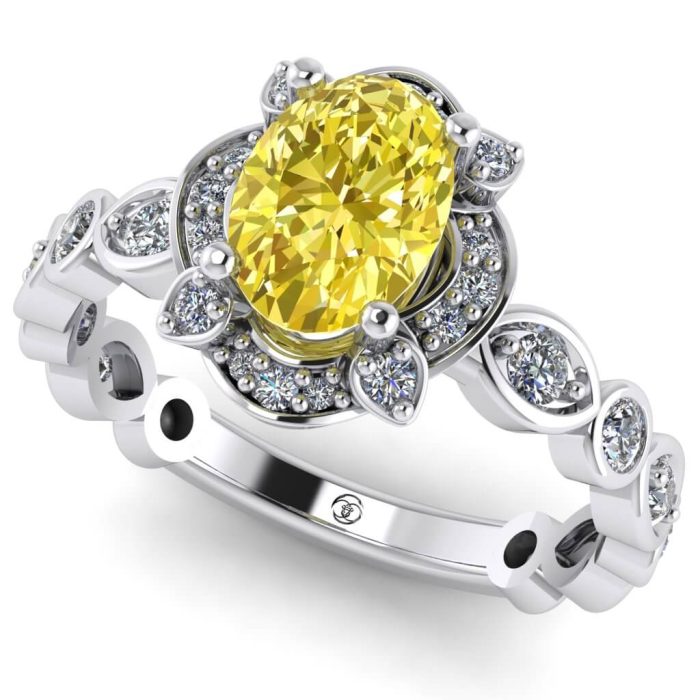 Inel cu safir galben oval si diamante din aur vintage anturaj ES237