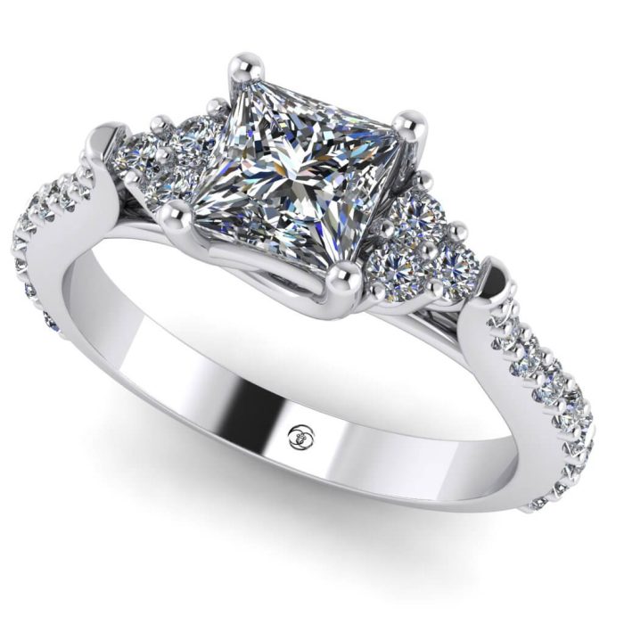 Inel logodna diamant patrat si diamante incolore aur ES254