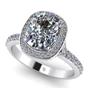 Inel cu diamant cushion si diamante din aur elegant de logodna ES292