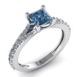 Inel din aur alb 14k cu diamant albastru si diamante albe de logodna ES310