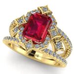 Inel din aur galben 18k cu rubin mozambique 8 x 6 mm si diamante de logodna ES311