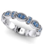 Inel de logodna eternity cu diamante albastre din aur alb ES364