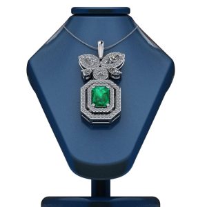 Pandantiv pe suport cu smarald emerald si diamante din aur alb ESP39