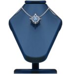 Pandantiv solitaire pe suport cu diamant albastru 0.50 carate ESP6